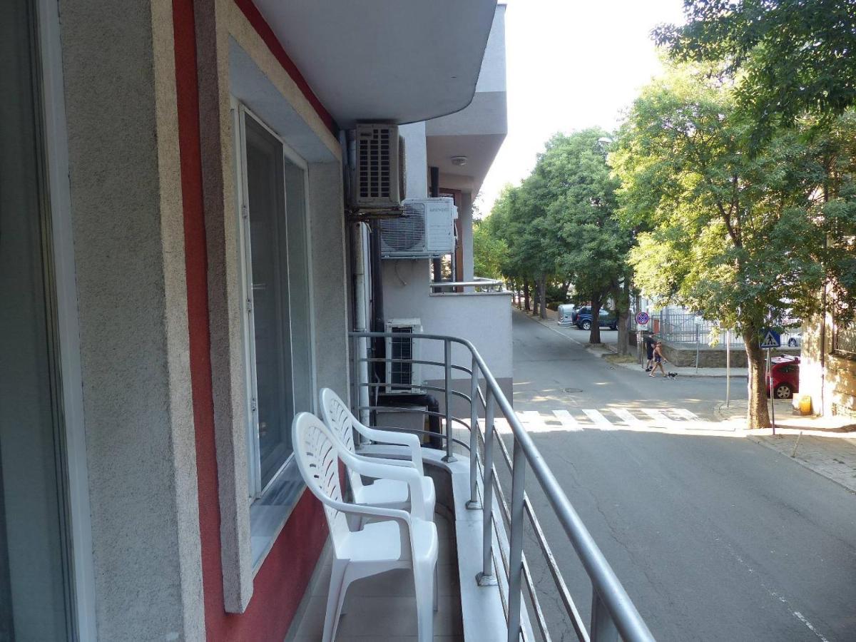 Apartament Holiday Burgas Exterior photo